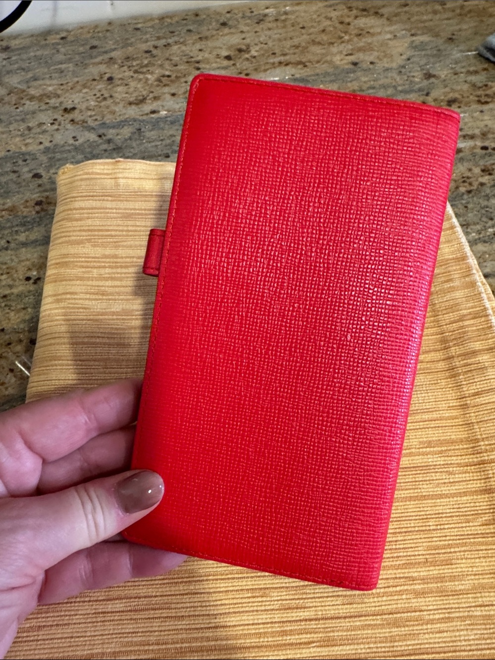 MCM Bright Red Textured Leather Agenda /Wallet. Gold Plaque (New Korean)NWOT - Picture 5 of 6